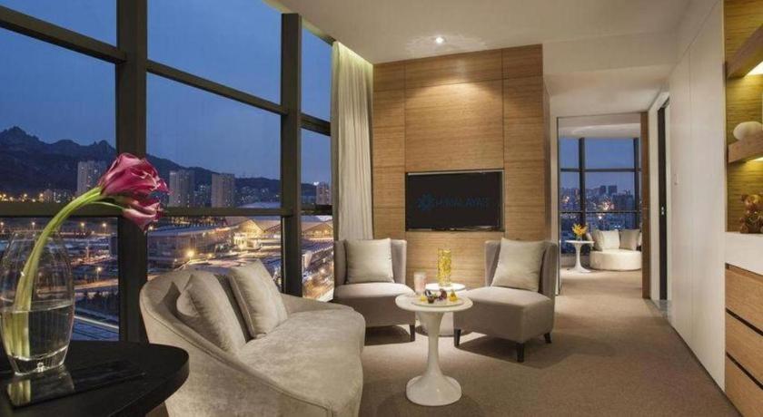 Himalayas Qingdao Hotel Exterior photo
